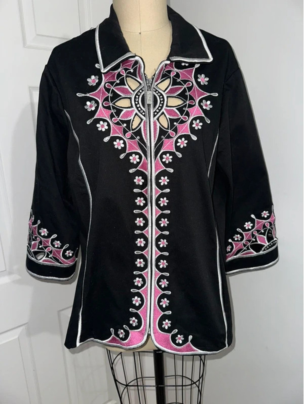 Authentic Bob Mackie "Wearable Art" Black Full-Zip Jacket L